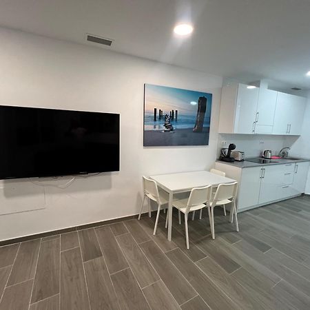 Apartamentos Beachydays Metropolis D טורמולינוס מראה חיצוני תמונה